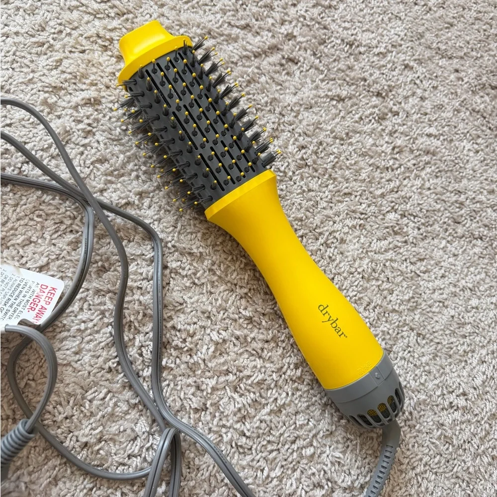 Drybar Blow Dryer Brush - Picture 9 of 13